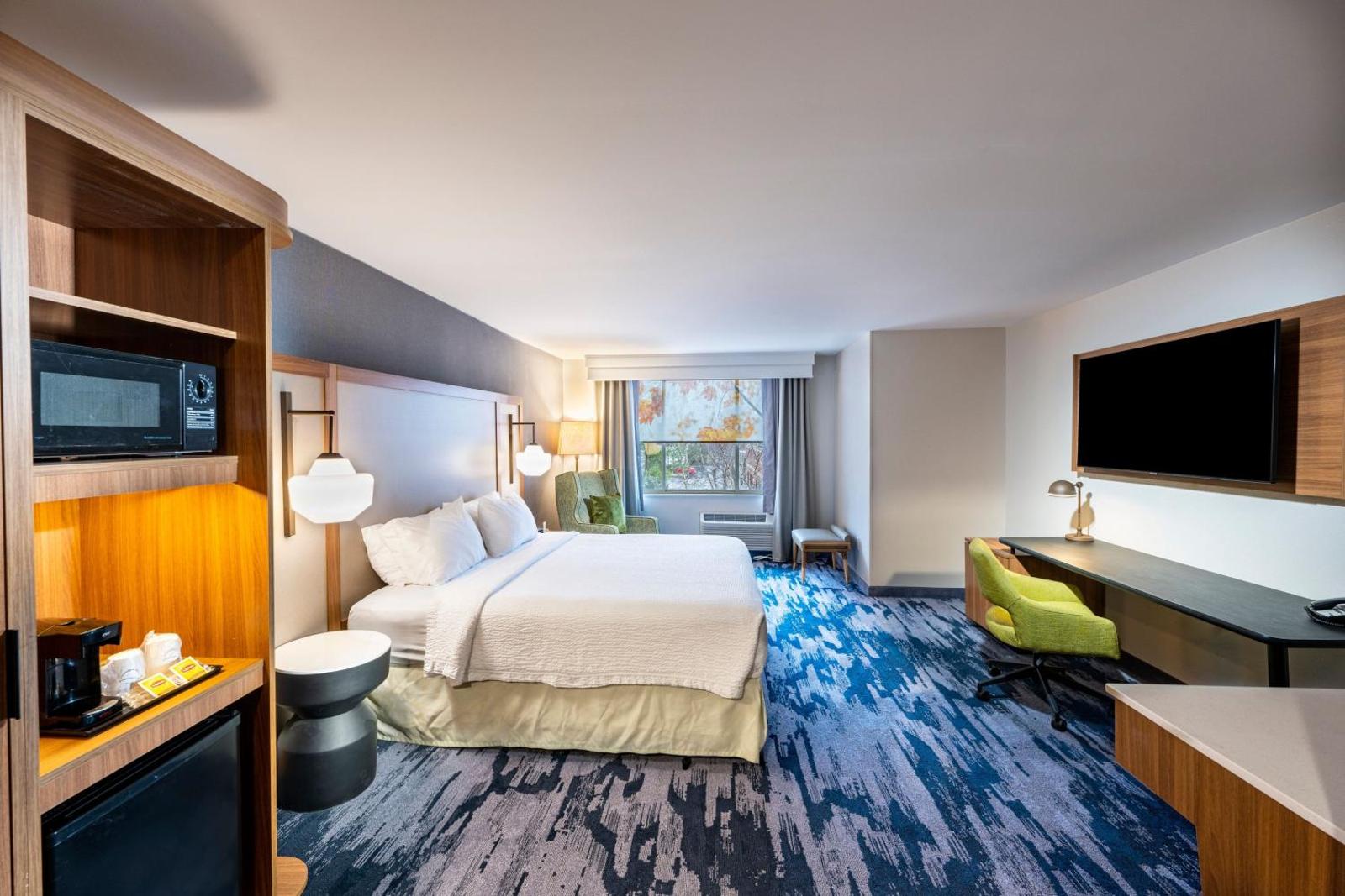SpringHill Suites St. Louis Chesterfield Main image 1